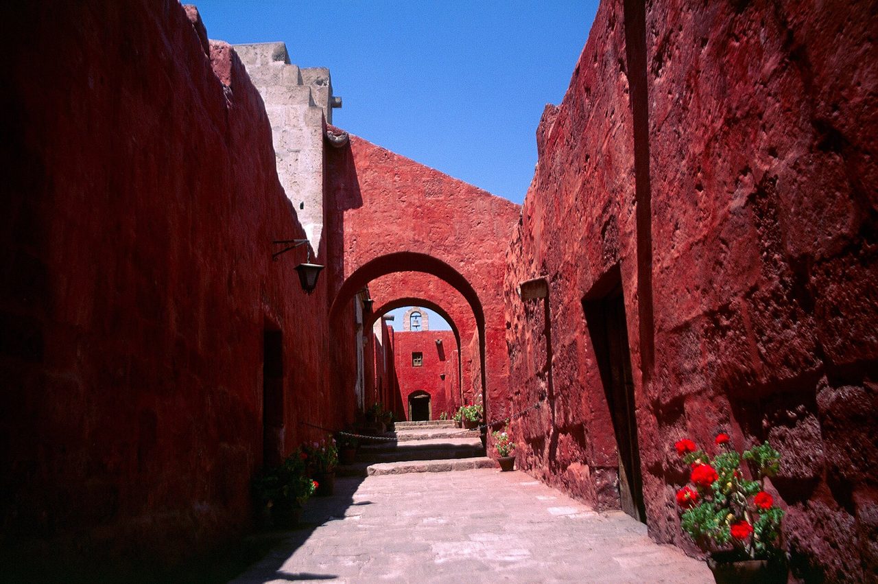 Brightly painted blue and red cobbled lanes inside the Santa Catalina Monastery in Arequipa