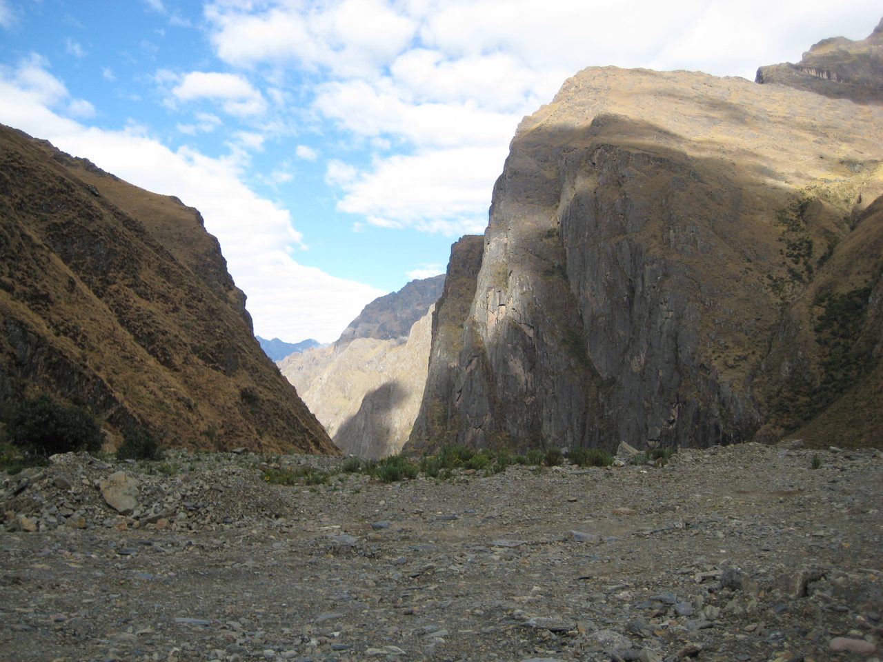 Bare rock and scree in the high country around the Abra Malaga pass, on the road down toward Santa Maria